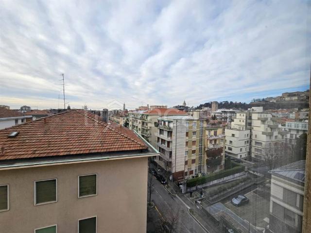 Appartamento in affitto a Borgo Palazzo, Bergamo