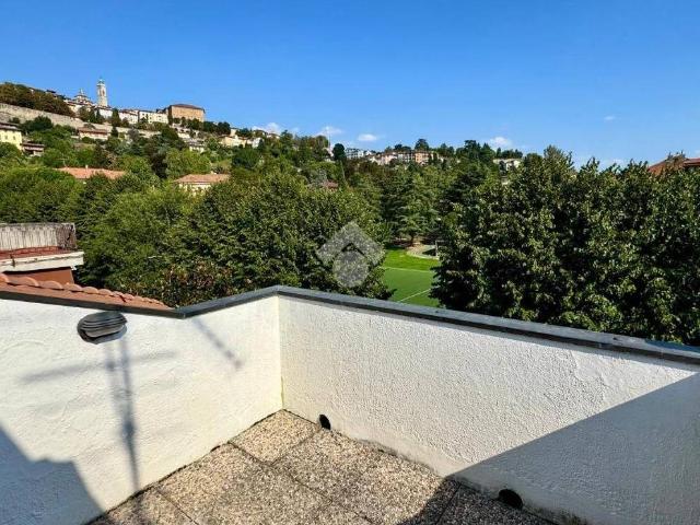 Appartamento in affitto a Santa Grata, Bergamo