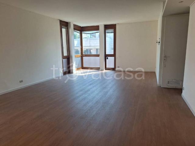 Appartamento in affitto a Città Alta, Bergamo