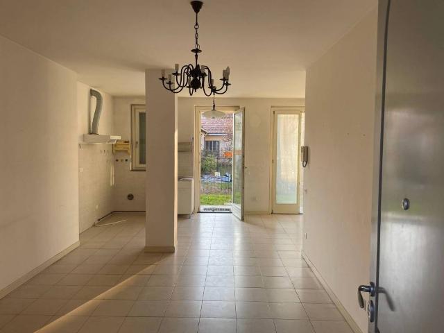 Appartamento in affitto a Villanova, Bernareggio