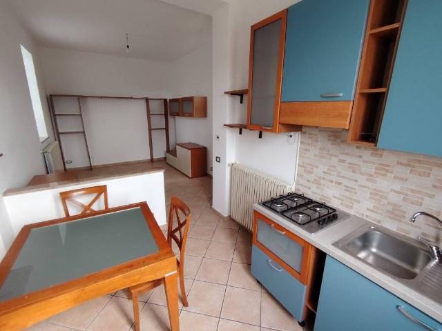 Appartamento in affitto a Biassono, Lombardia