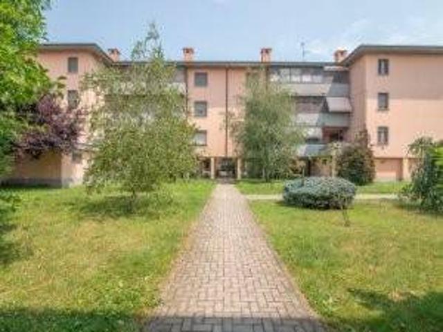 Appartamento in affitto a Unione dei Comuni I Fontanili, Binasco