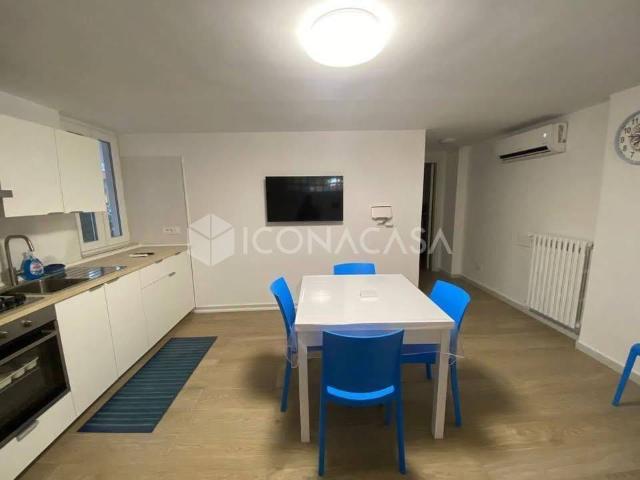 Appartamento in affitto a Puglia, Barletta-andria-trani