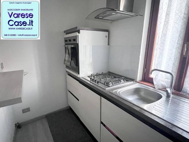 Appartamento in affitto a Bisuschio, Varese
