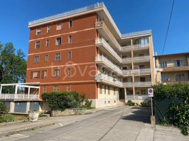 Appartamento in affitto a Bojano, Molise