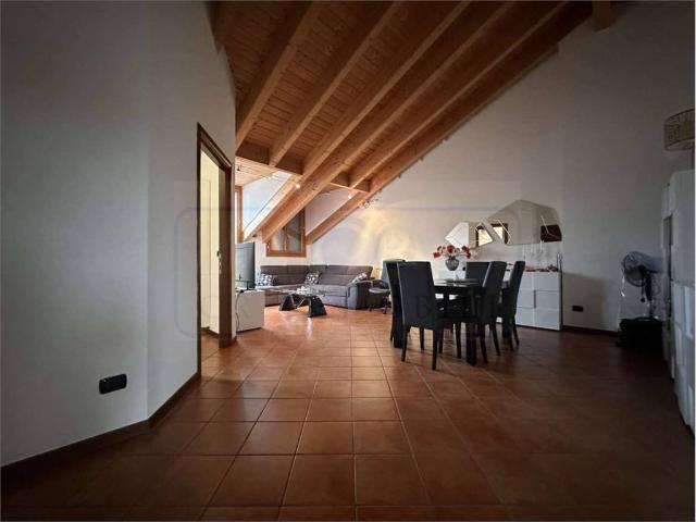 Appartamento in affitto a Ospiate, Bollate