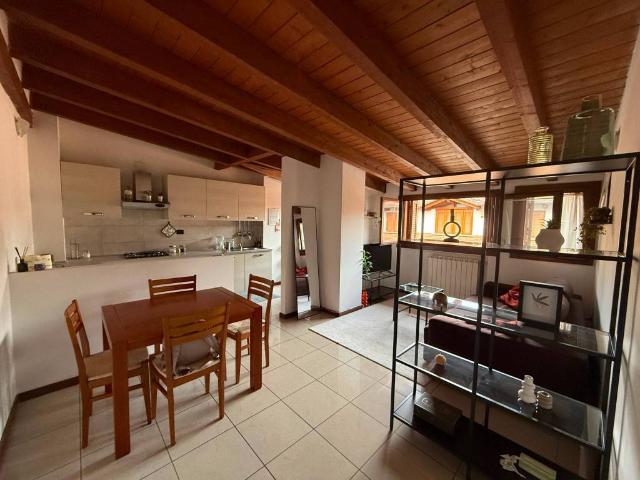 Appartamento in affitto a Canton Sciattin, Bollate