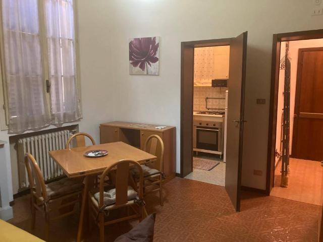 Appartamento in affitto a Santo Stefano, Bologna