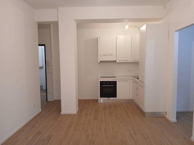 Appartamento in affitto a Santo Stefano, Bologna