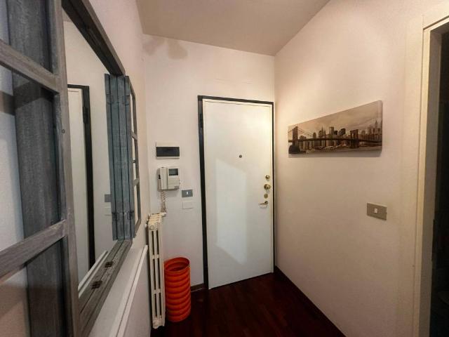 Appartamento in affitto a Santo Stefano, Bologna