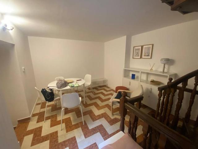 Appartamento in affitto a Santo Stefano, Bologna