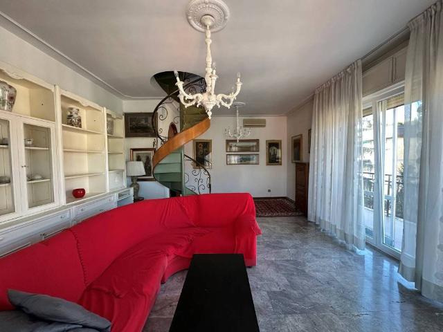 Appartamento in affitto a Bologna, Reggio Emilia