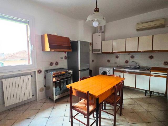 Appartamento in affitto a Bologna, Reggio Emilia