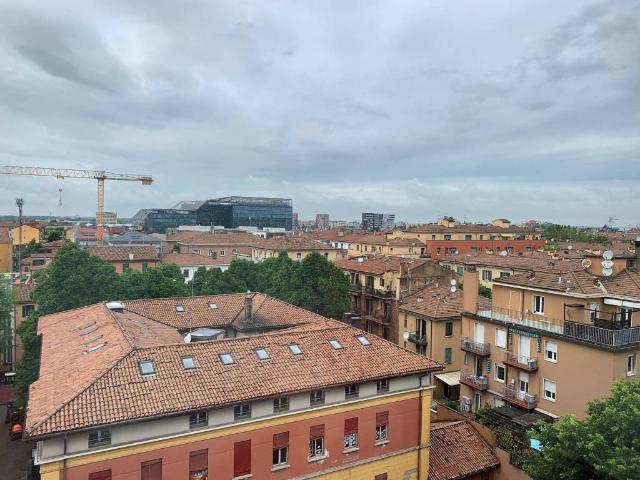 Appartamento in affitto a Bologna, Reggio Emilia