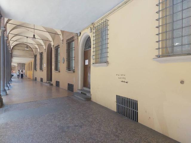 Appartamento in affitto a Santo Stefano, Bologna