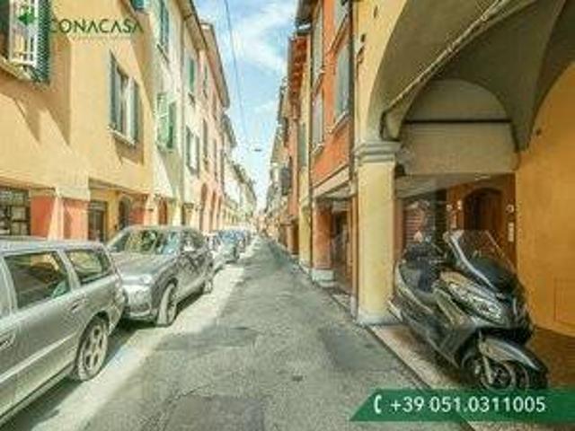 Appartamento in affitto a Santo Stefano, Bologna