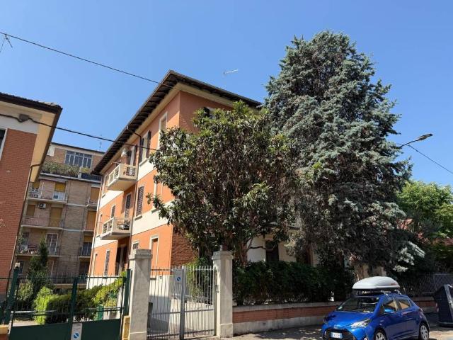 Appartamento in affitto a Santo Stefano, Bologna