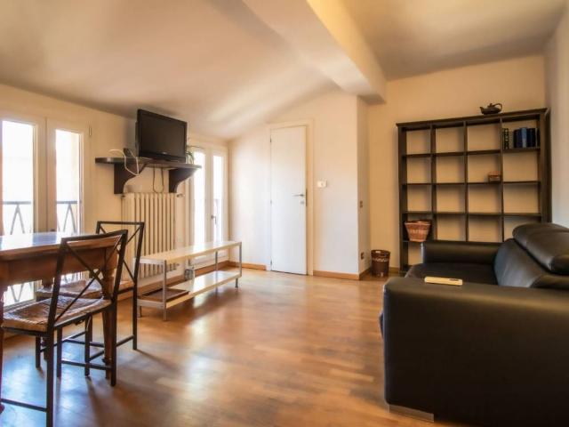 Appartamento in affitto a Santo Stefano, Bologna