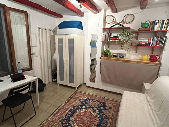 Appartamento in affitto a Santo Stefano, Bologna