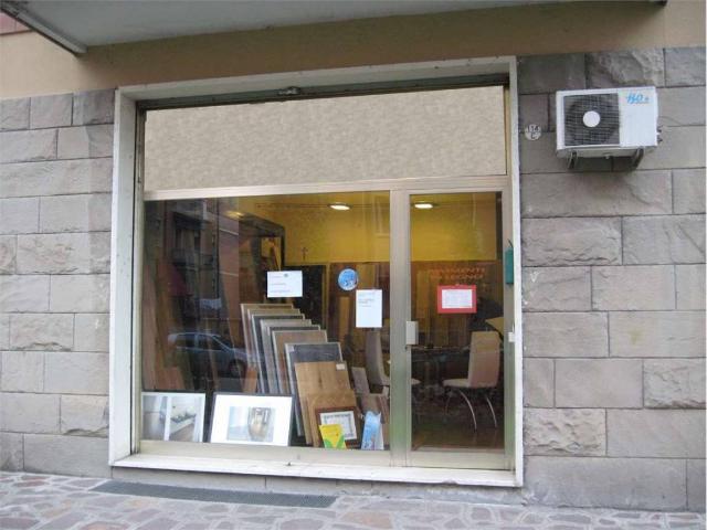 Locale Commerciale in affitto a Porto-Saragozza, Bologna