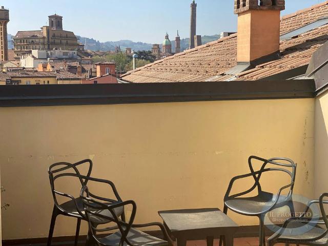 Attico in affitto a Santo Stefano, Bologna