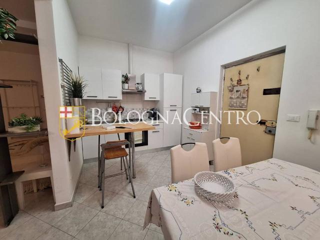Appartamento in affitto a Santo Stefano, Bologna