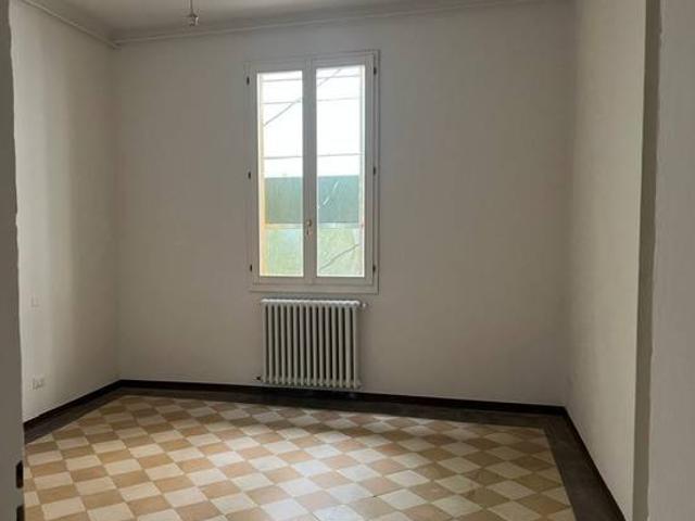 Appartamento in affitto a Santo Stefano, Bologna
