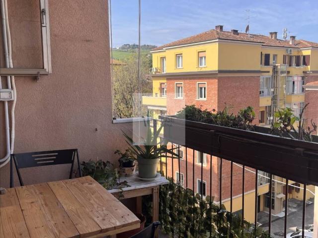Appartamento in affitto a Santo Stefano, Bologna