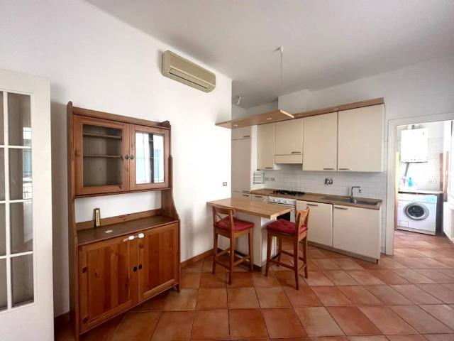 Appartamento in affitto a Santo Stefano, Bologna