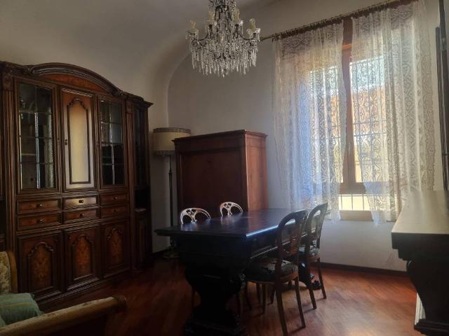 Appartamento in affitto a Santo Stefano, Bologna