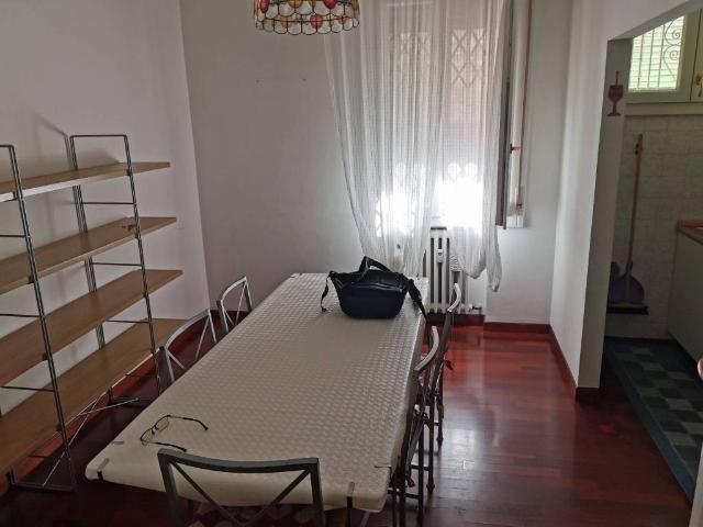 Appartamento in affitto a Santo Stefano, Bologna