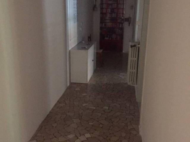 Appartamento in affitto a Santo Stefano, Bologna