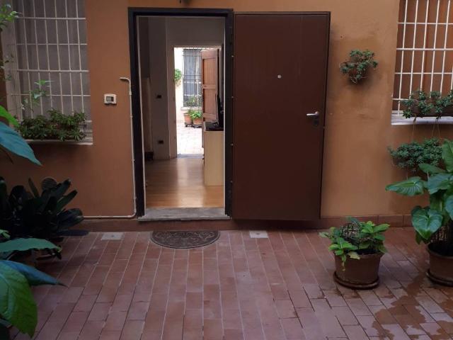 Appartamento in affitto a Santo Stefano, Bologna