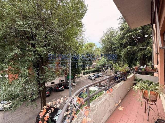 Appartamento in affitto a Santo Stefano, Bologna