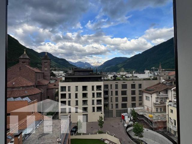 Appartamento in affitto a Centro-Piani-Rencio - Zentrum-Bozner Boden-Rentsch, Bolzano - Bozen