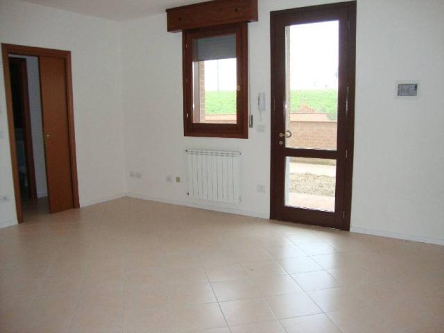 Appartamento in affitto a Unione Alto Ferrarese, Bondeno
