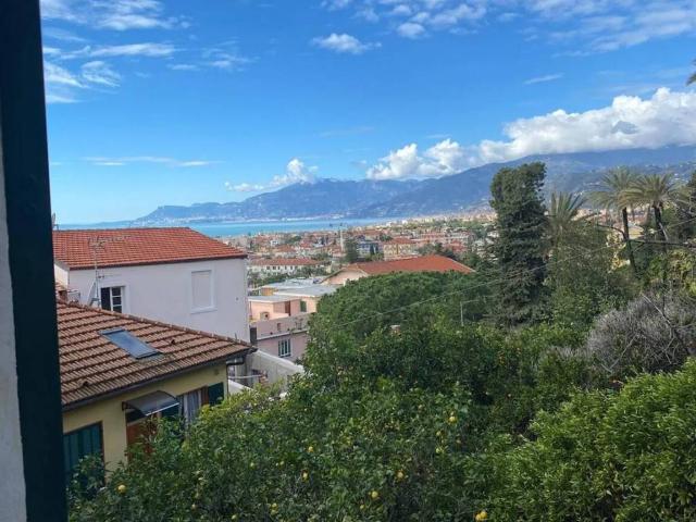 Appartamento in affitto a Arziglia, Bordighera
