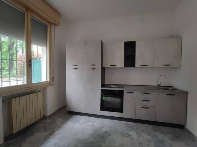Appartamento in affitto a Bassa Reggiana, Re