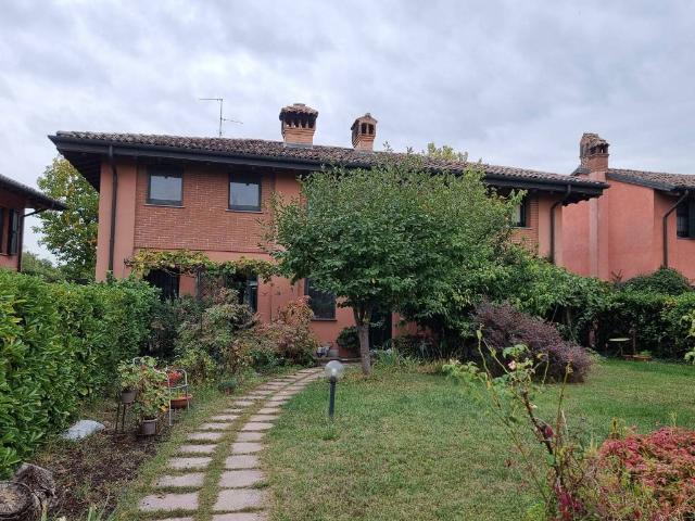 Appartamento in affitto a Borgarello, Pavia