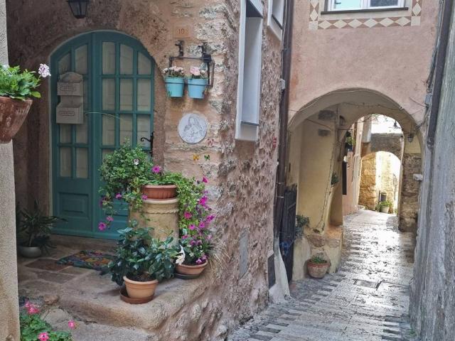 Appartamento in affitto a Crosa, Borgio Verezzi