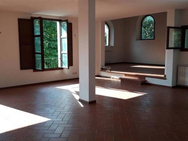 Appartamento in affitto a Ronta, Borgo San Lorenzo
