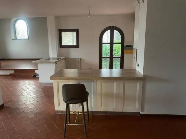 Appartamento in affitto a Borgo San Lorenzo, Firenze