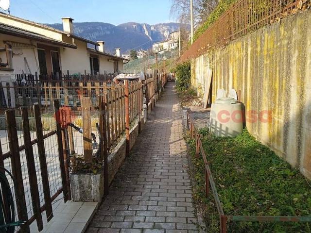 Appartamento in affitto a Lughezzano, Bosco Chiesanuova
