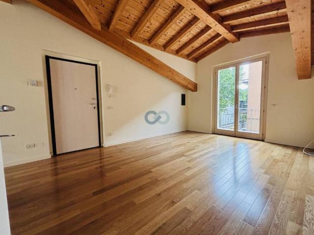 Appartamento in affitto a Botticino Sera, Botticino