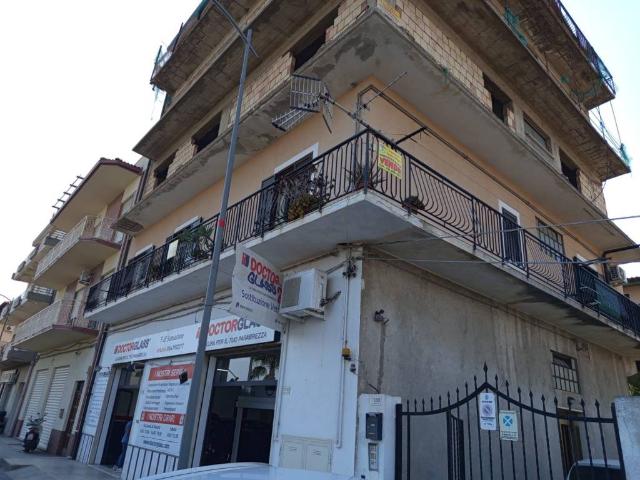 Appartamento in vendita a Calabria, Reggio Calabria