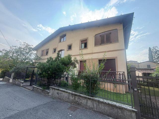 Appartamento in affitto a Zona Est, Brescia