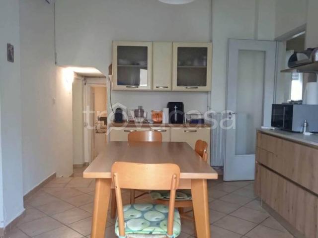 Appartamento in affitto a Montecalvo, Lavenone