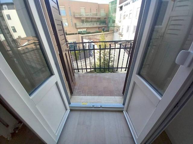 Appartamento in affitto a Zona Centro, Brescia