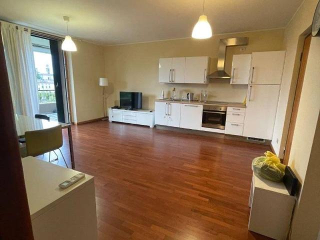 Appartamento in affitto a Zona Ovest, Brescia