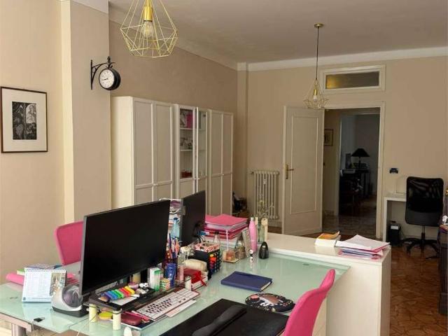 Appartamento in affitto a Zona Centro, Brescia